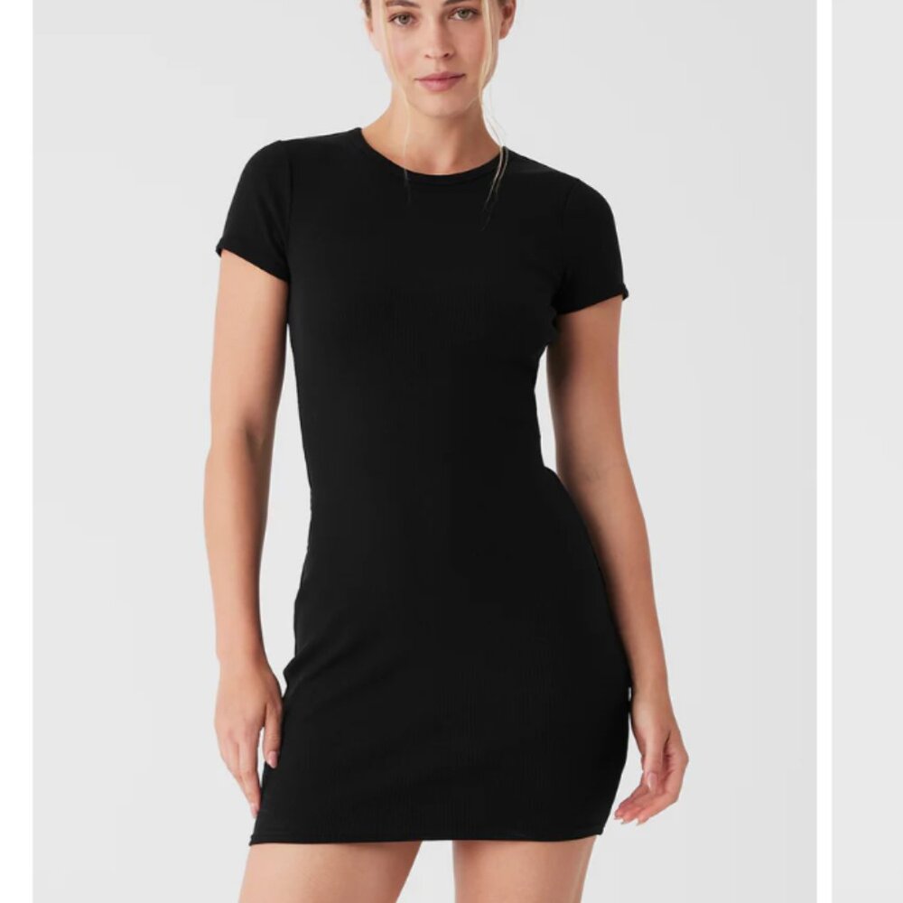 Alo Goddess Ribbed Short Sleeve Dress